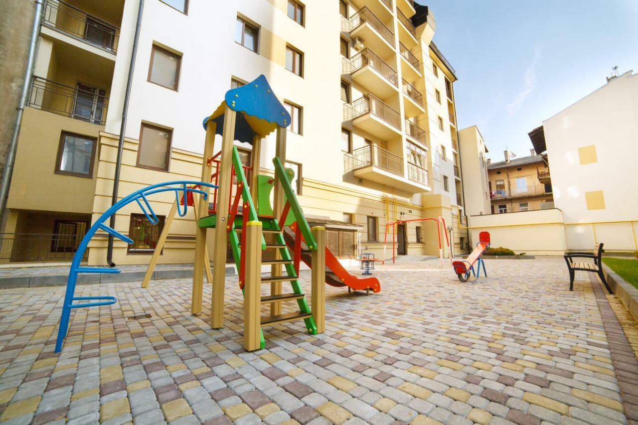 BonApart Delux Lviv Buitenkant foto